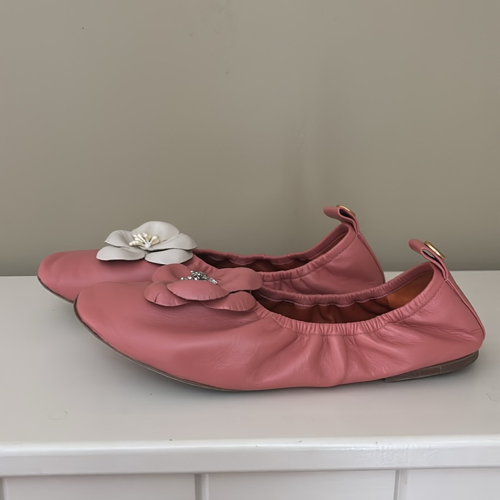 Tory Burch Coral Flats with Floral Detail - Picture 6 of 7